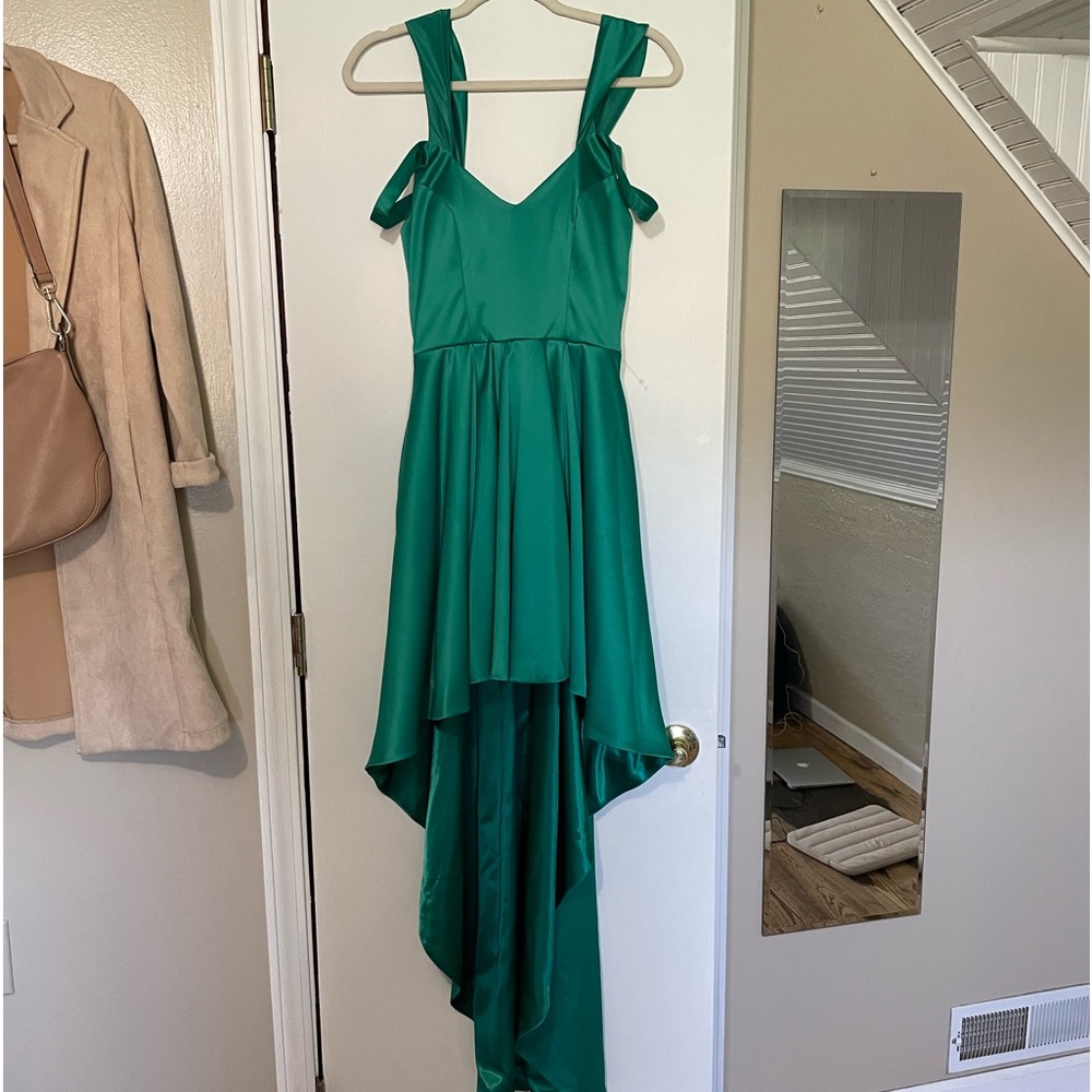NWOT Sequin Hearts Green Satin Like High Low Dress